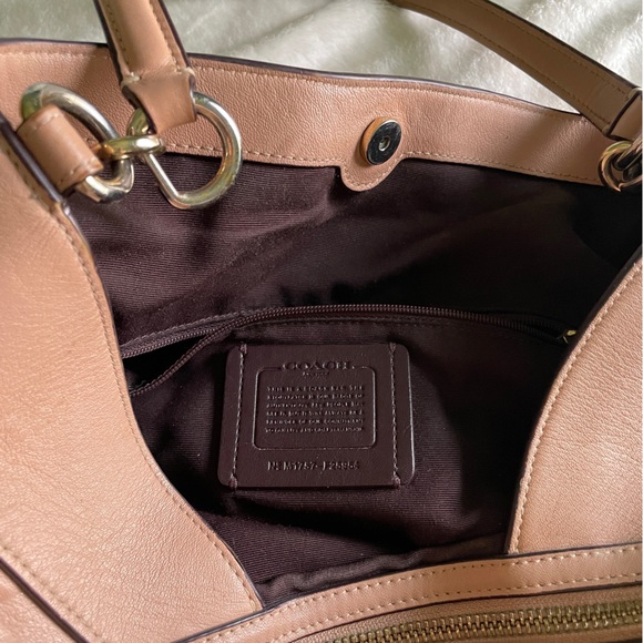 COACH Lexy Shoulder Bag in Nude Pink - Picture 10 of 12